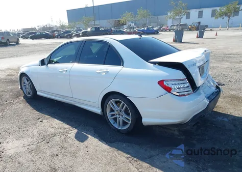 2013 Mercedes-Benz C 250 Sport from USA, damaged, VIN WDDGF4HB4DR277431